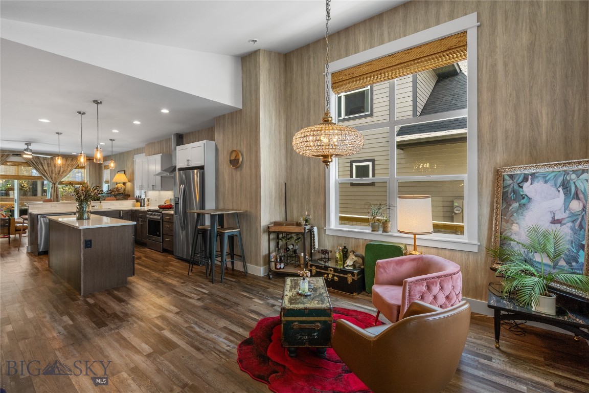 The Lakes at Valley West - Residential
