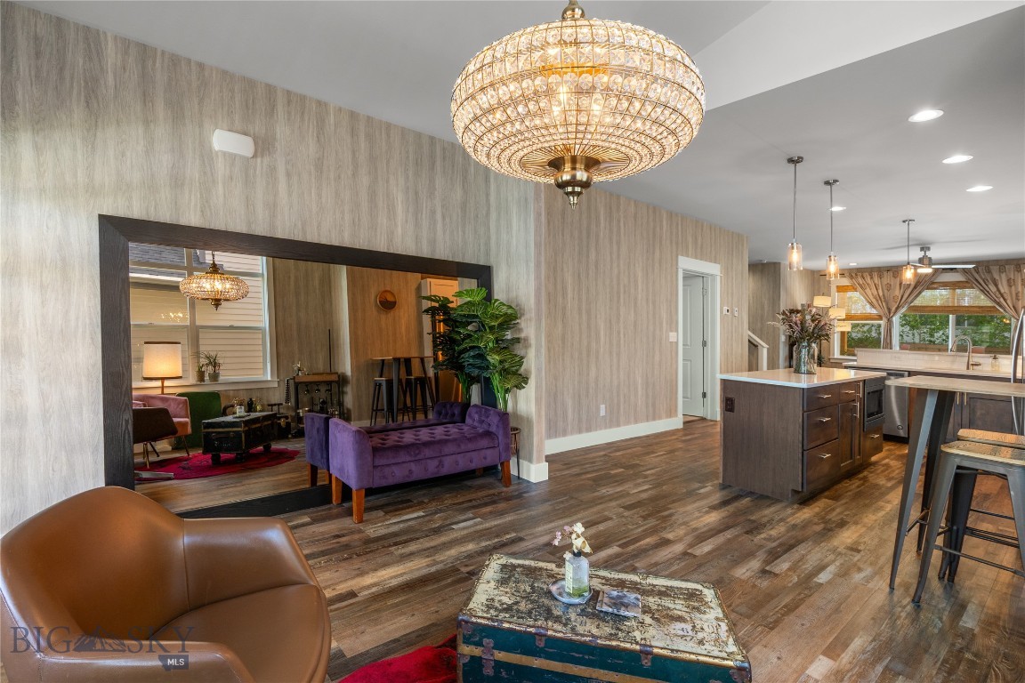 The Lakes at Valley West - Residential