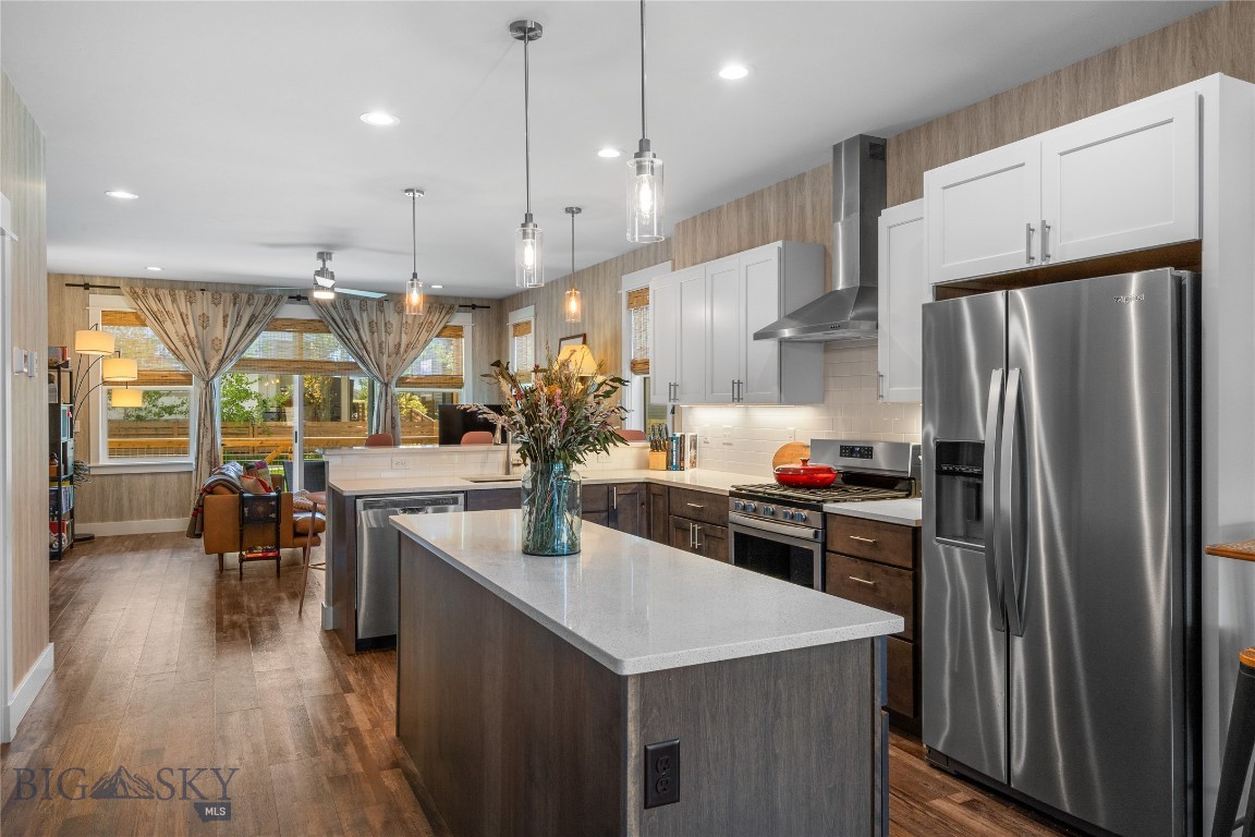 The Lakes at Valley West - Residential