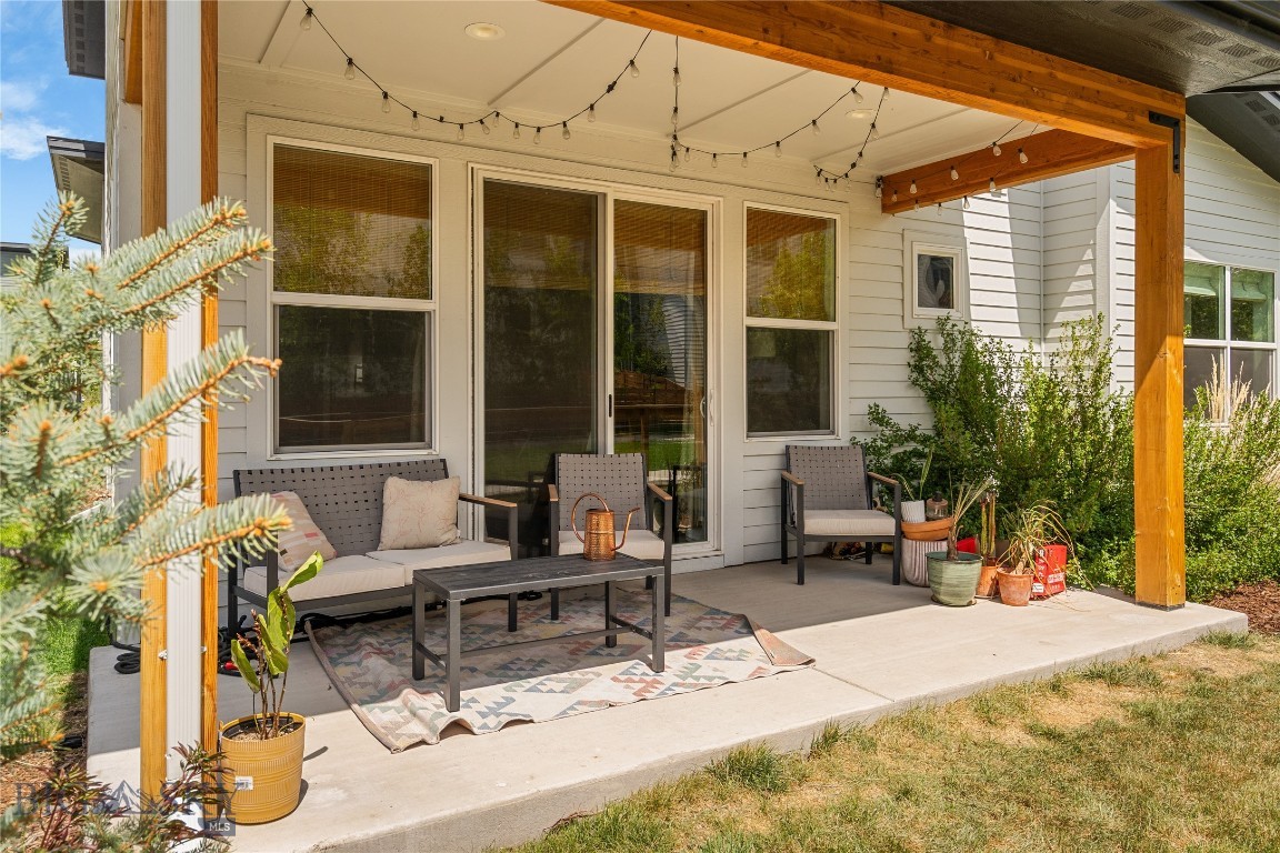 The Lakes at Valley West - Residential