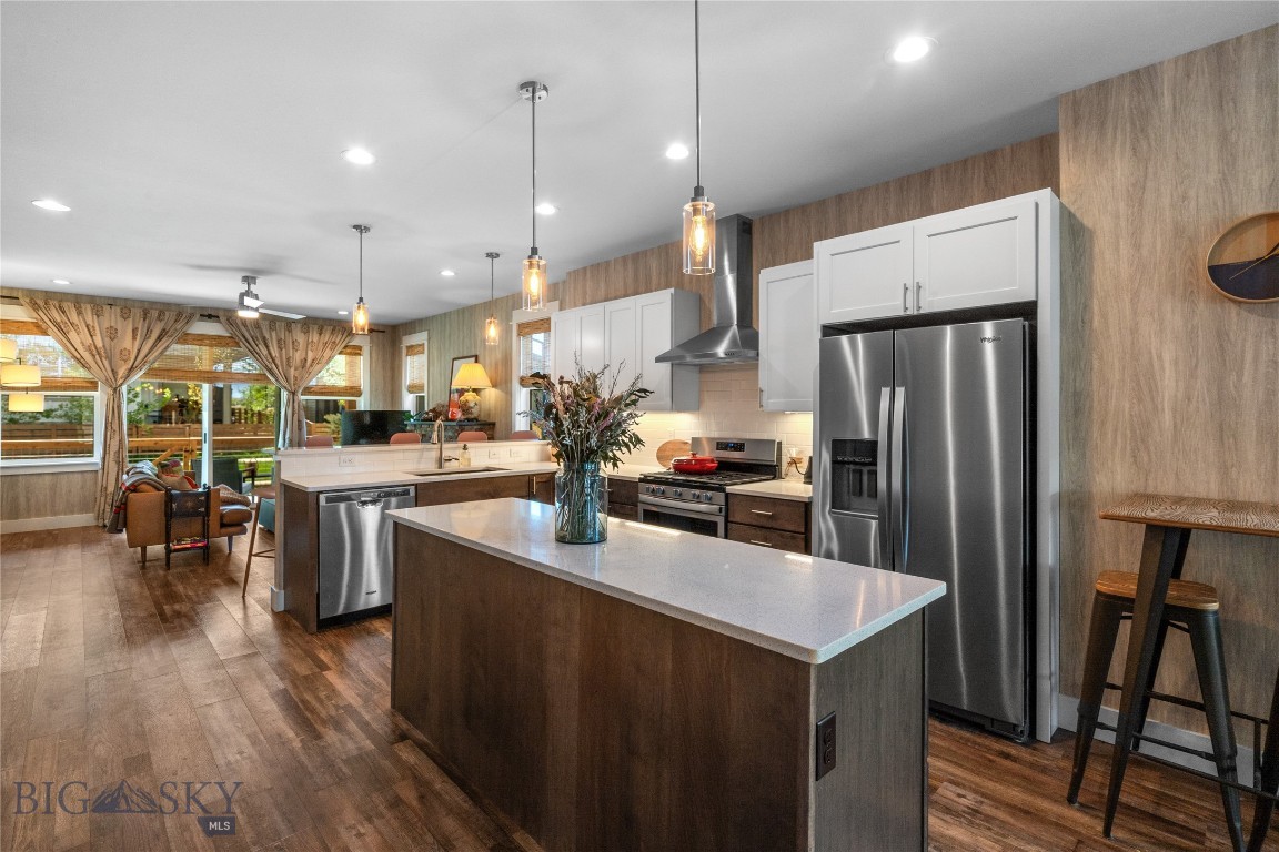 The Lakes at Valley West - Residential