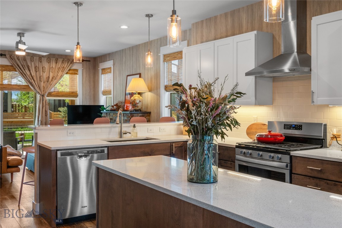 The Lakes at Valley West - Residential