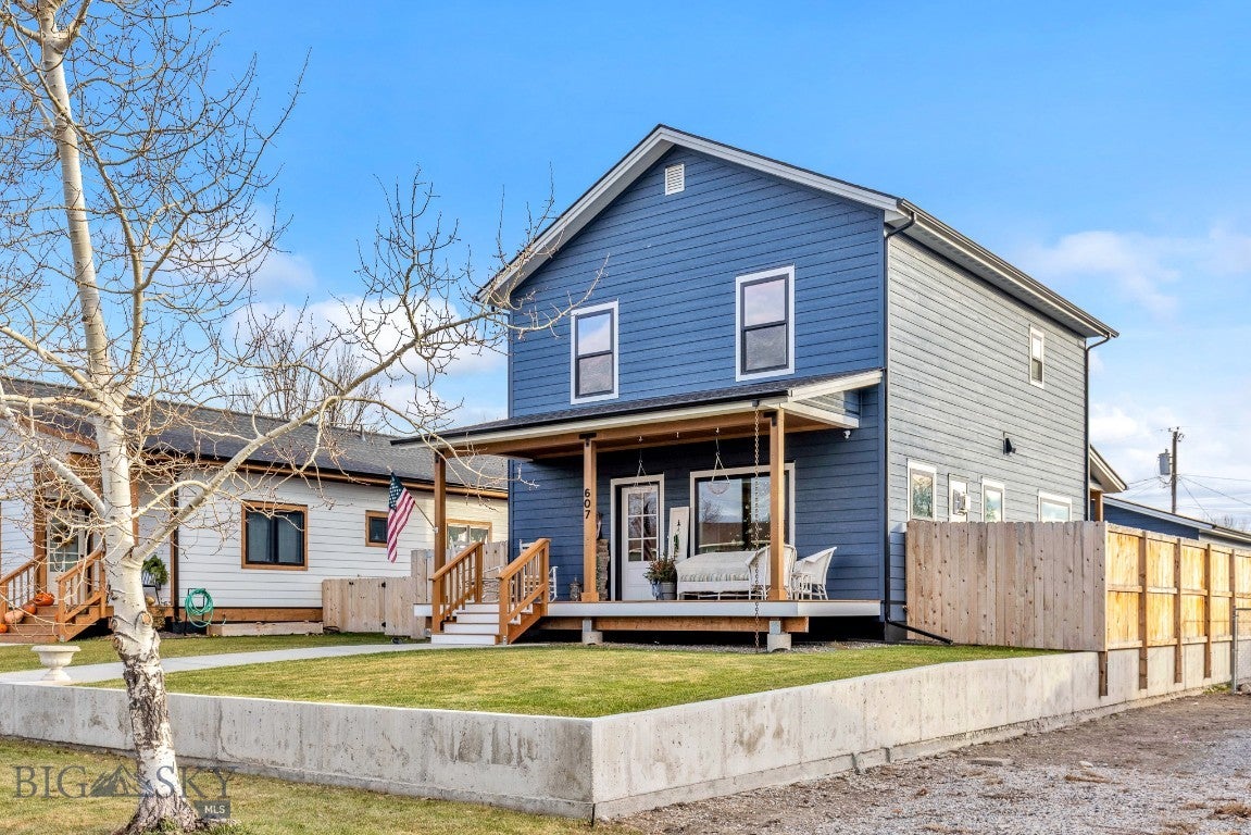 607 E Elm Street