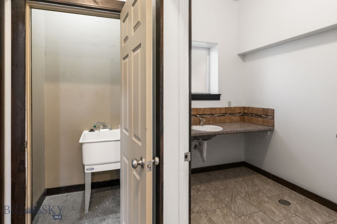 Bozeman, Montana 59718, United States, ,Commercial,Contingent,84802