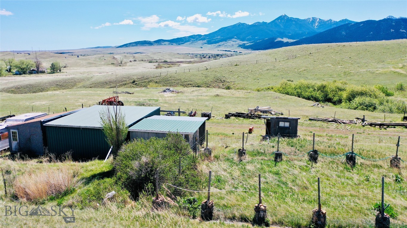 Wineglass Mountain - Residential