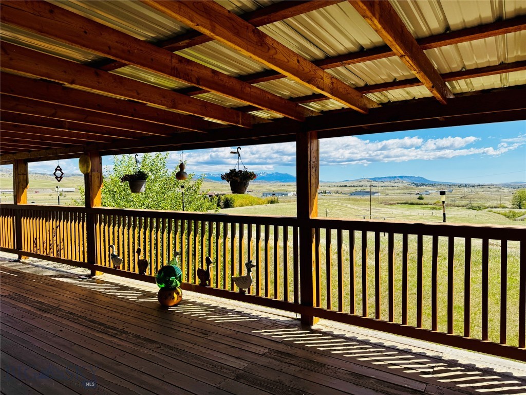 Wineglass Mountain - Residential