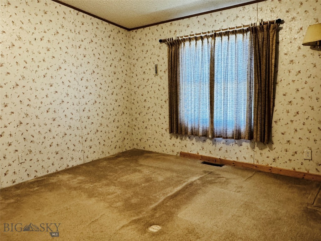 Wineglass Mountain - Residential