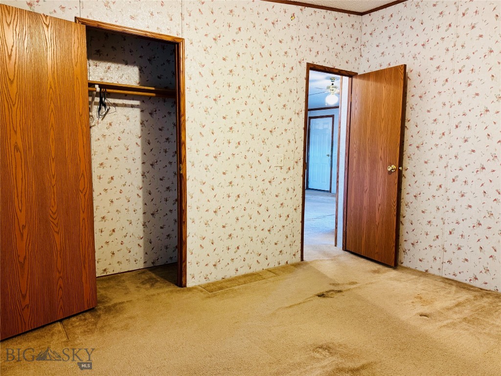 Wineglass Mountain - Residential