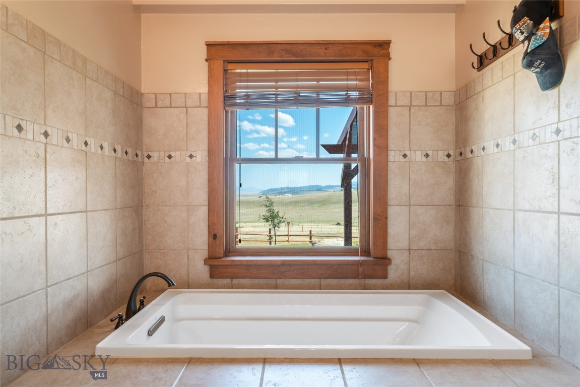 Shining Mountain Unit I - Residential