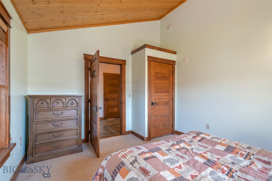 Shining Mountain Unit I - Residential