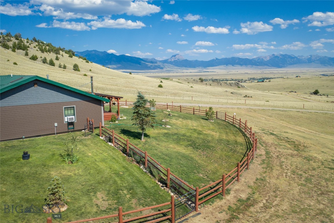 Shining Mountain Unit I - Residential