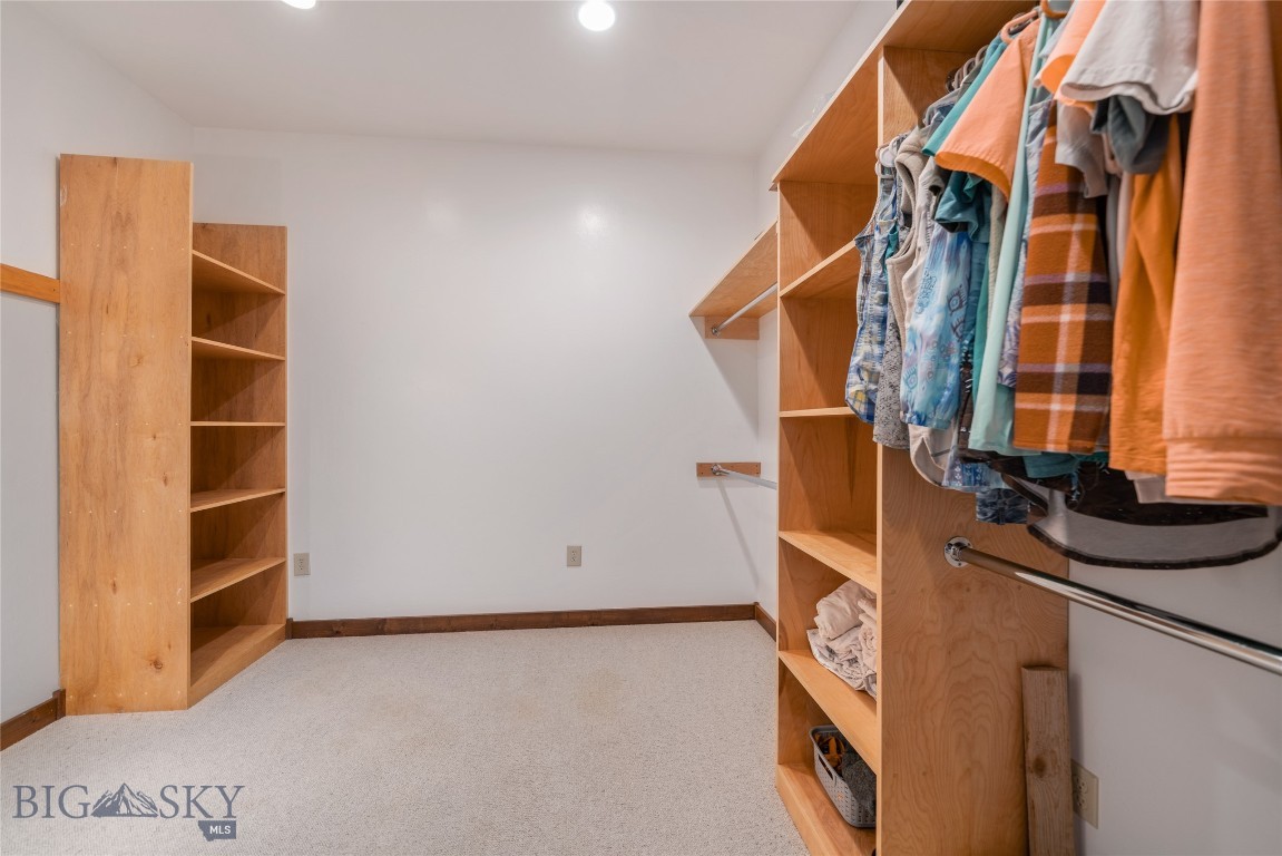 Shining Mountain Unit I - Residential