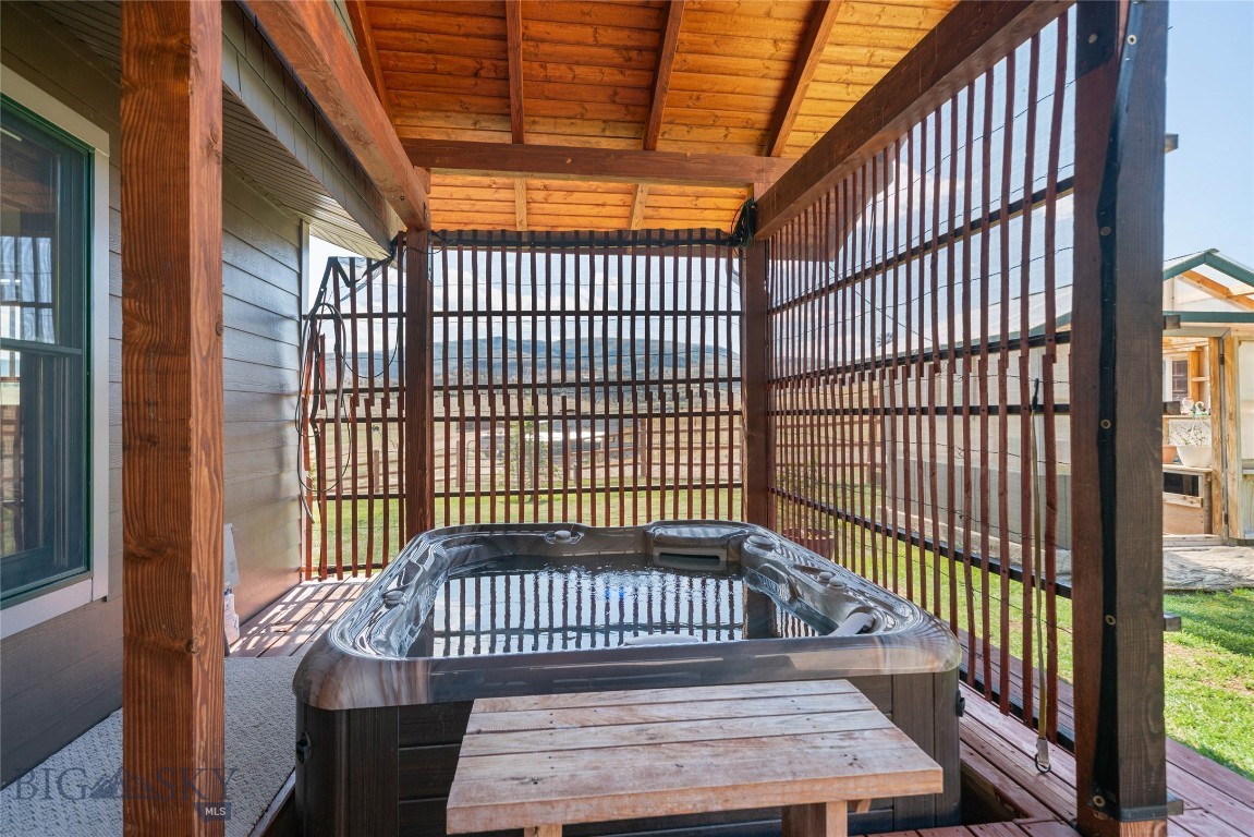 Shining Mountain Unit I - Residential
