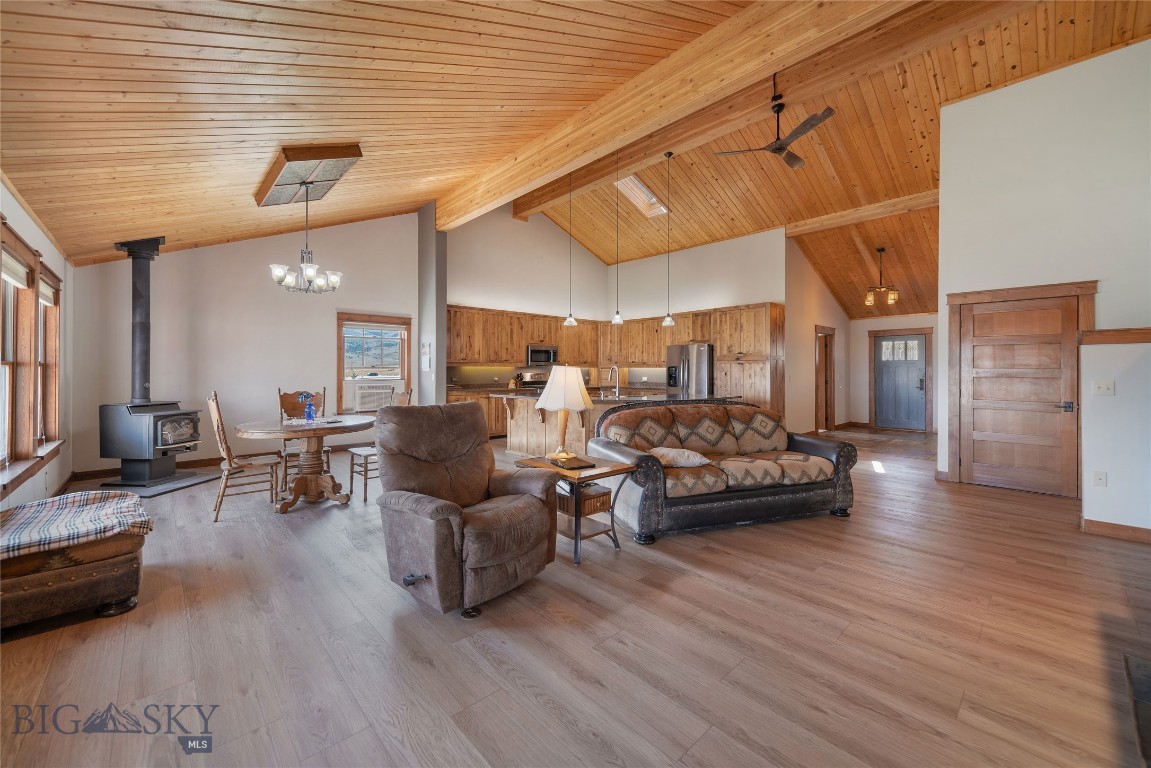Shining Mountain Unit I - Residential