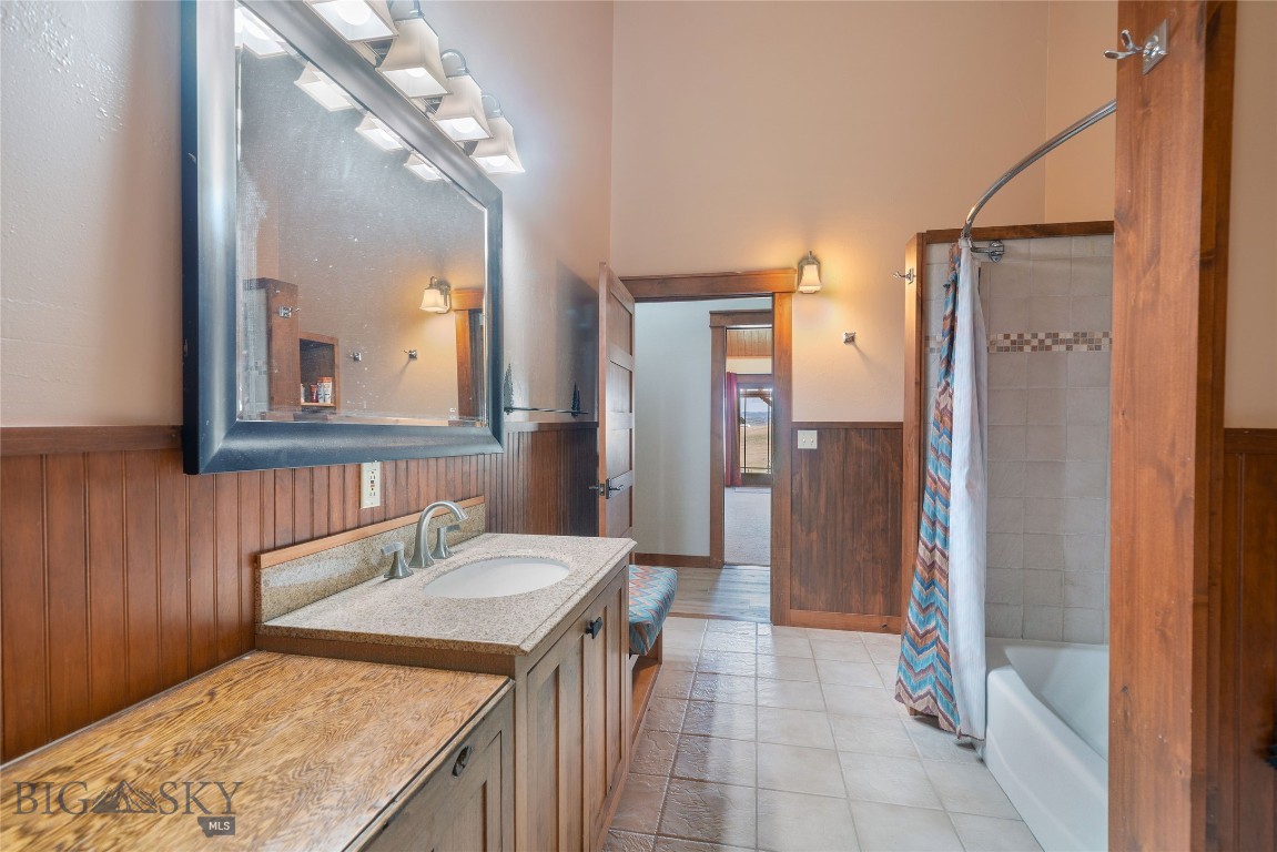 Shining Mountain Unit I - Residential