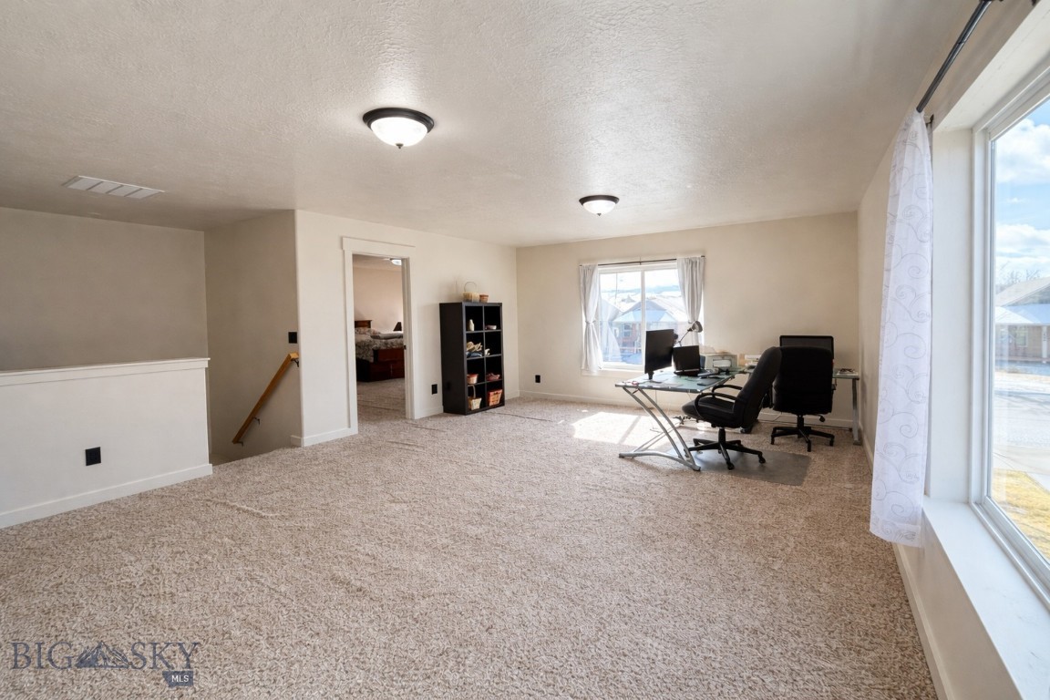 Oak Springs - Residential