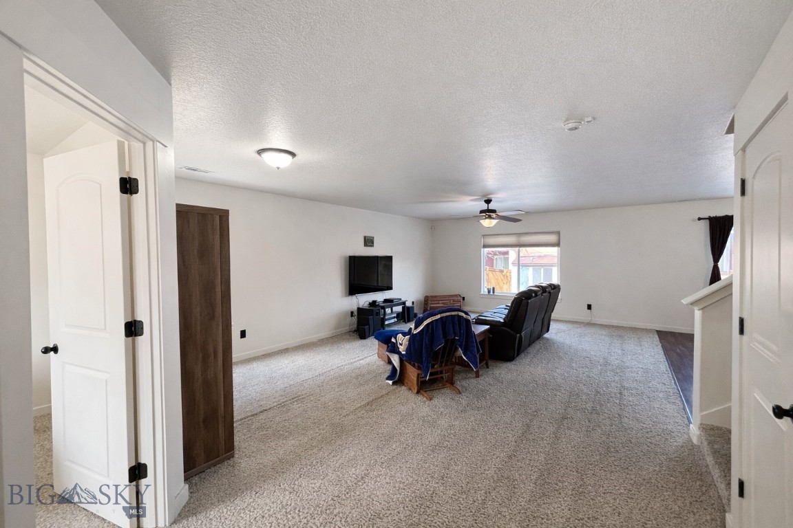 Oak Springs - Residential