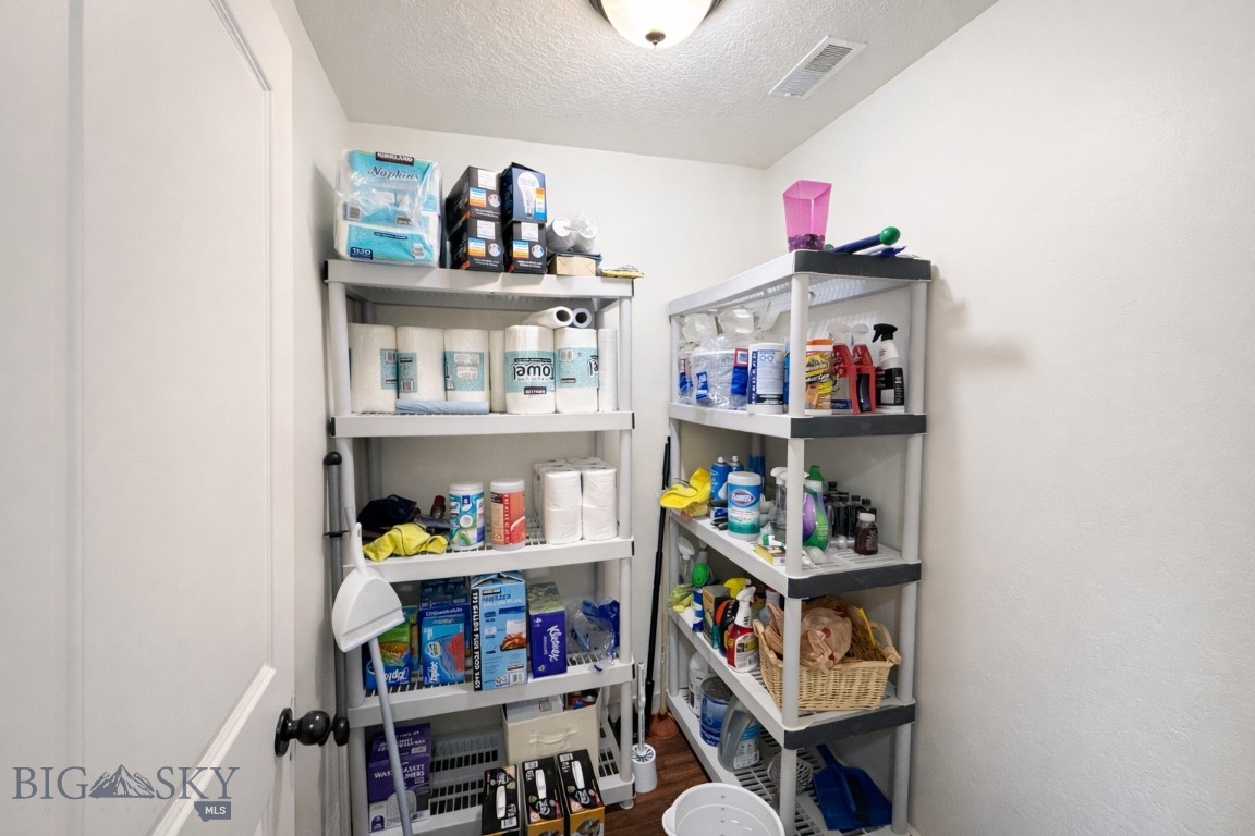 Oak Springs - Residential