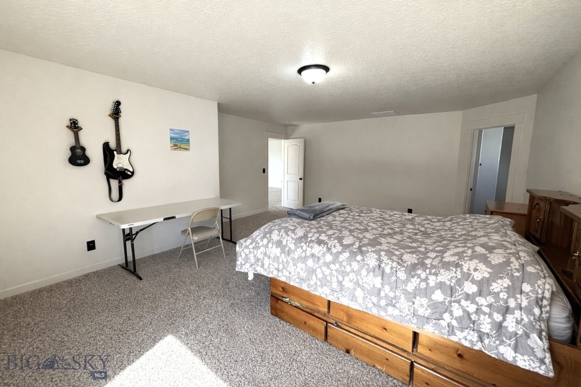 Oak Springs - Residential