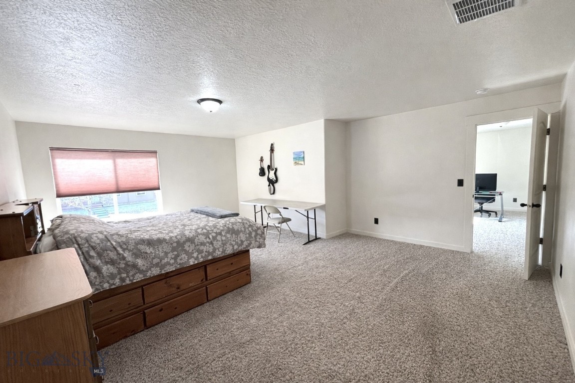 Oak Springs - Residential