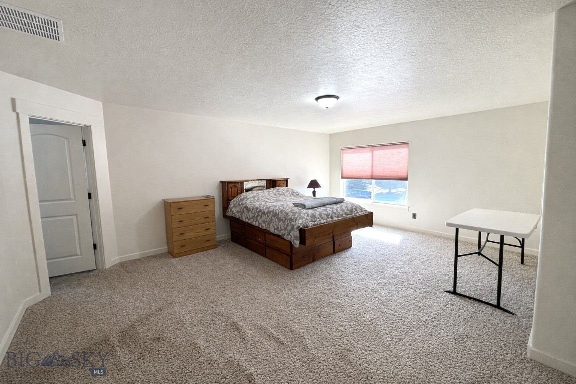 Oak Springs - Residential