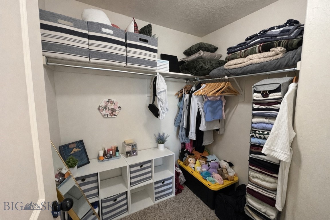 Oak Springs - Residential