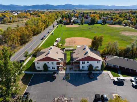 Photo of 3402 W Babcock St #3, Bozeman, MT 59718 (MLS # 408068)