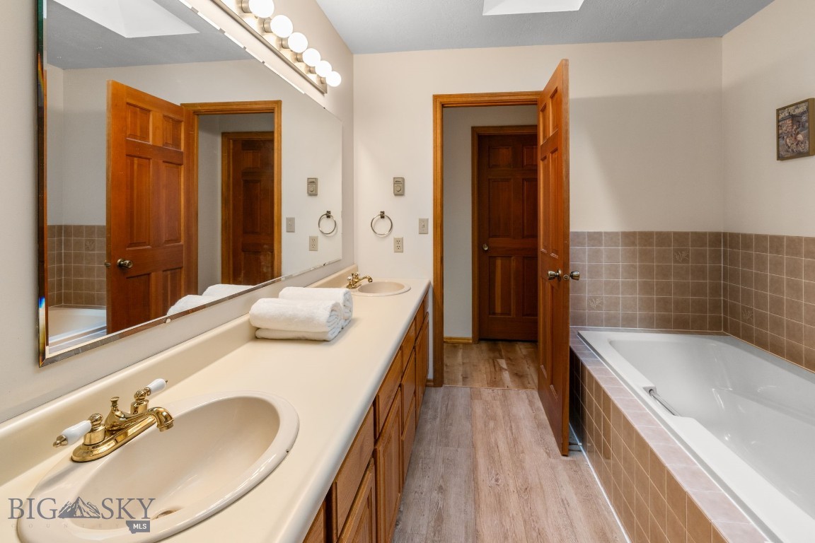 Woodbrook Townhome - Residential