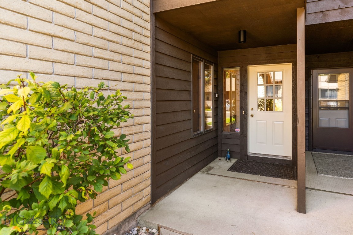 Woodbrook Townhome - Residential