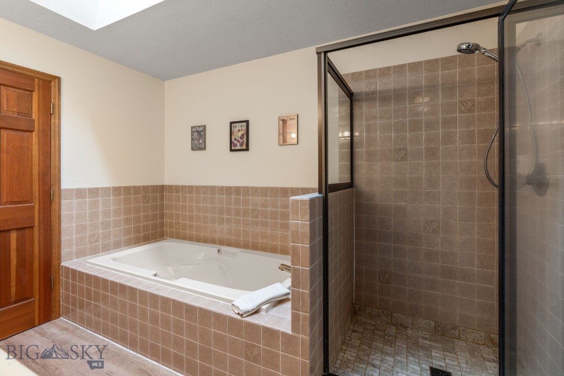 Woodbrook Townhome - Residential