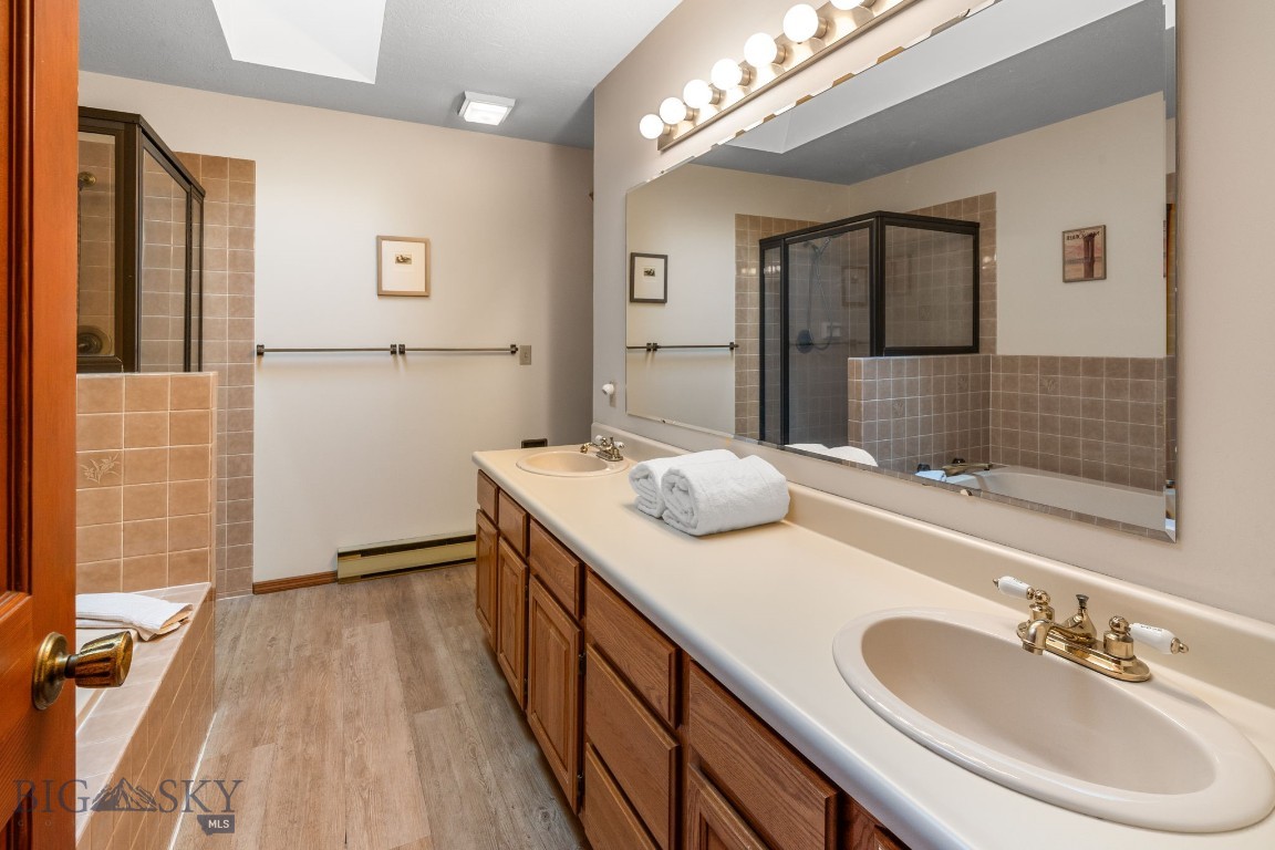 Woodbrook Townhome - Residential