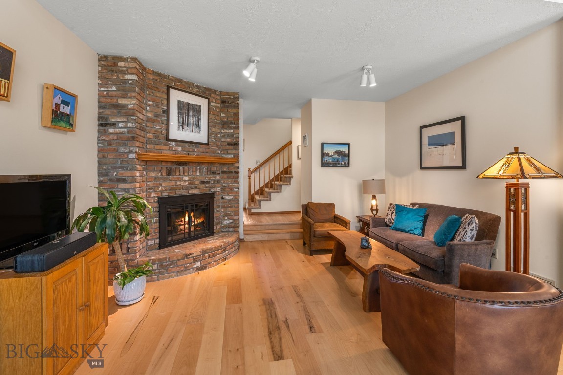 Woodbrook Townhome - Residential