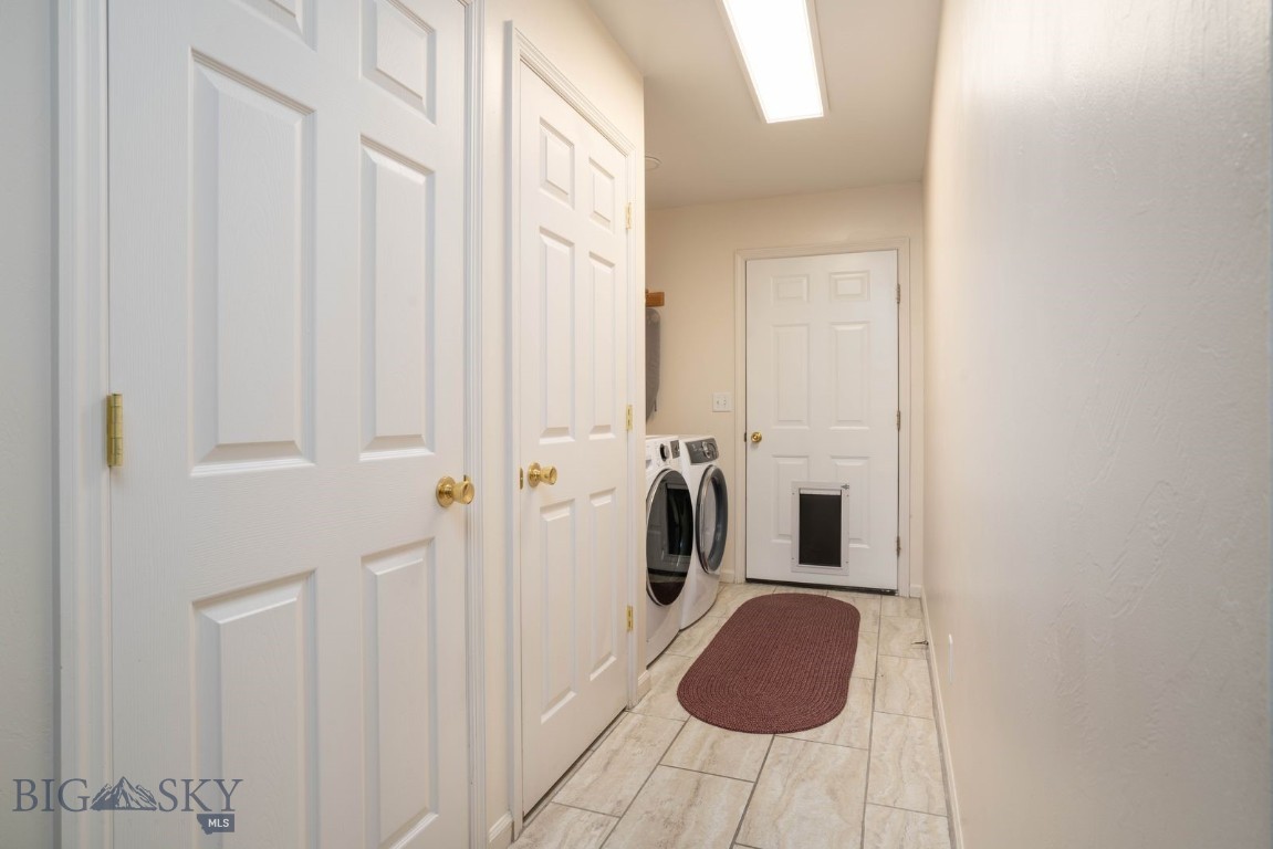 River Rock and Royal Village - Residential