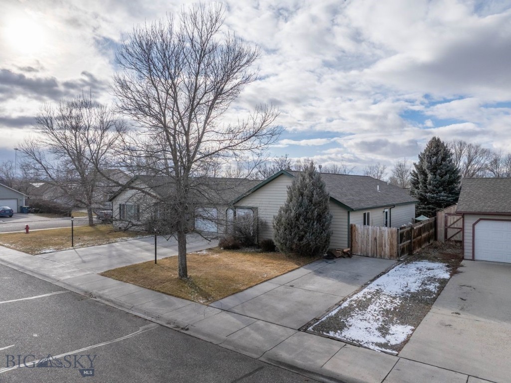 River Rock and Royal Village - Residential