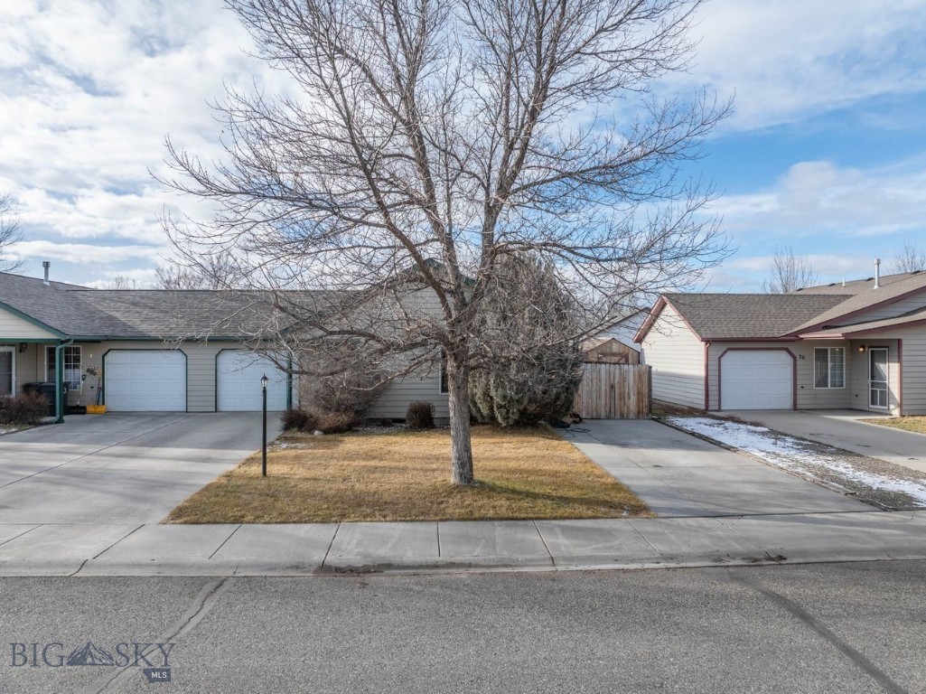 River Rock and Royal Village - Residential