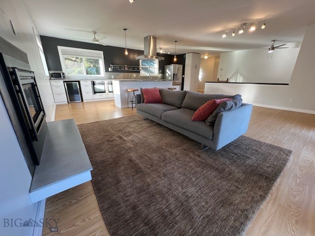 New Hyalite View - Residential