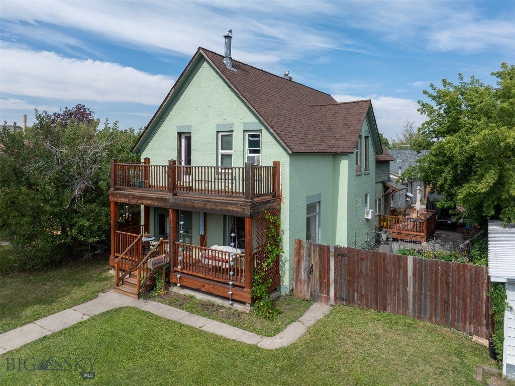 123 S E Street