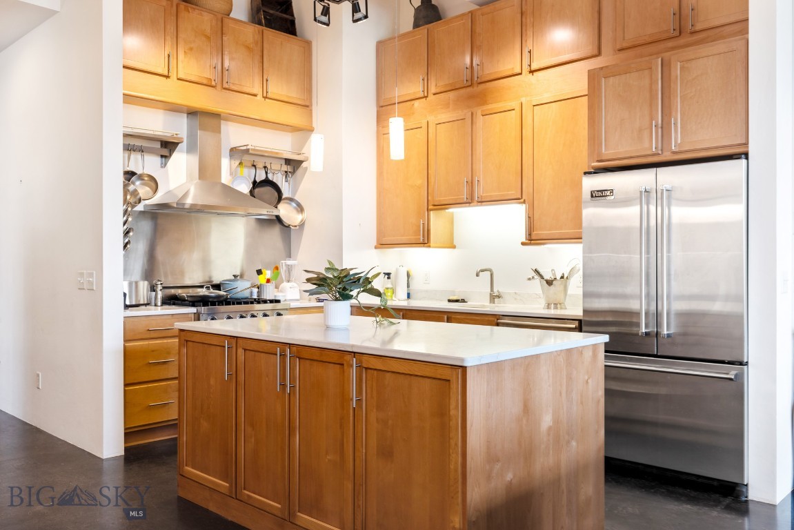 140 Village Crossing Way 3J