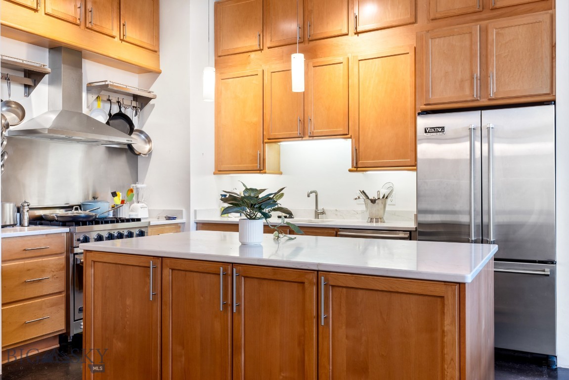 140 Village Crossing Way 3J
