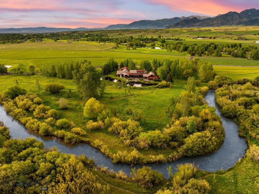 100 Farm View Lane