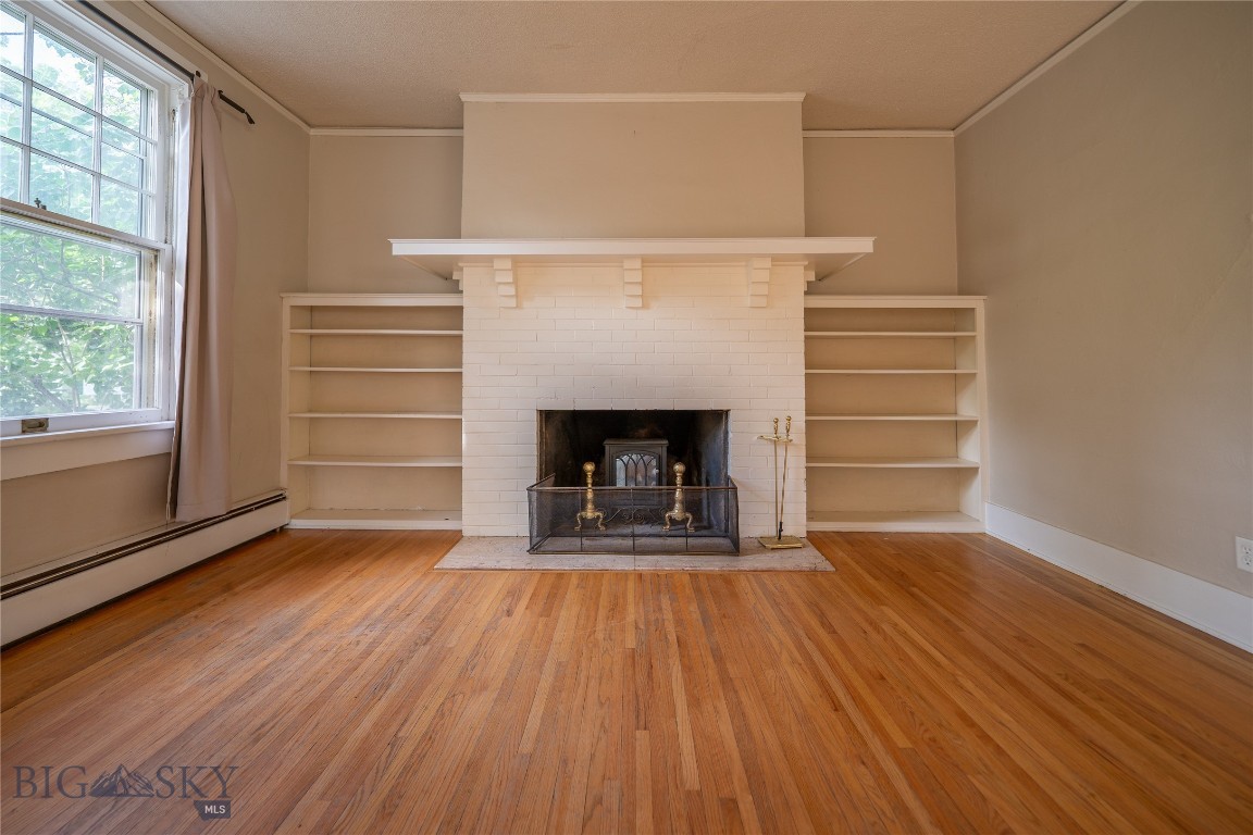 315 W Lewis Street