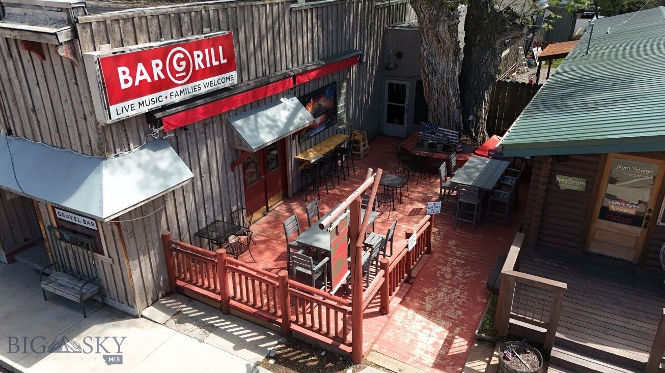 301 E Main