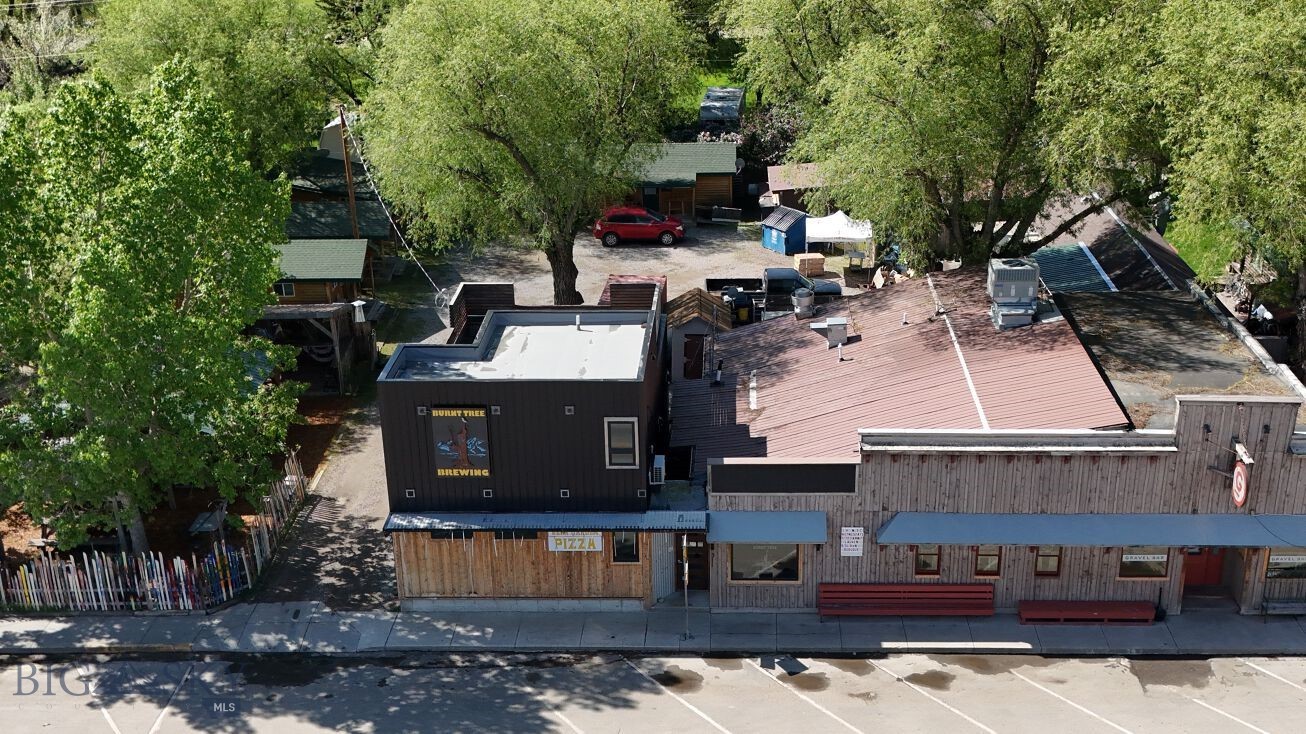 301 E Main