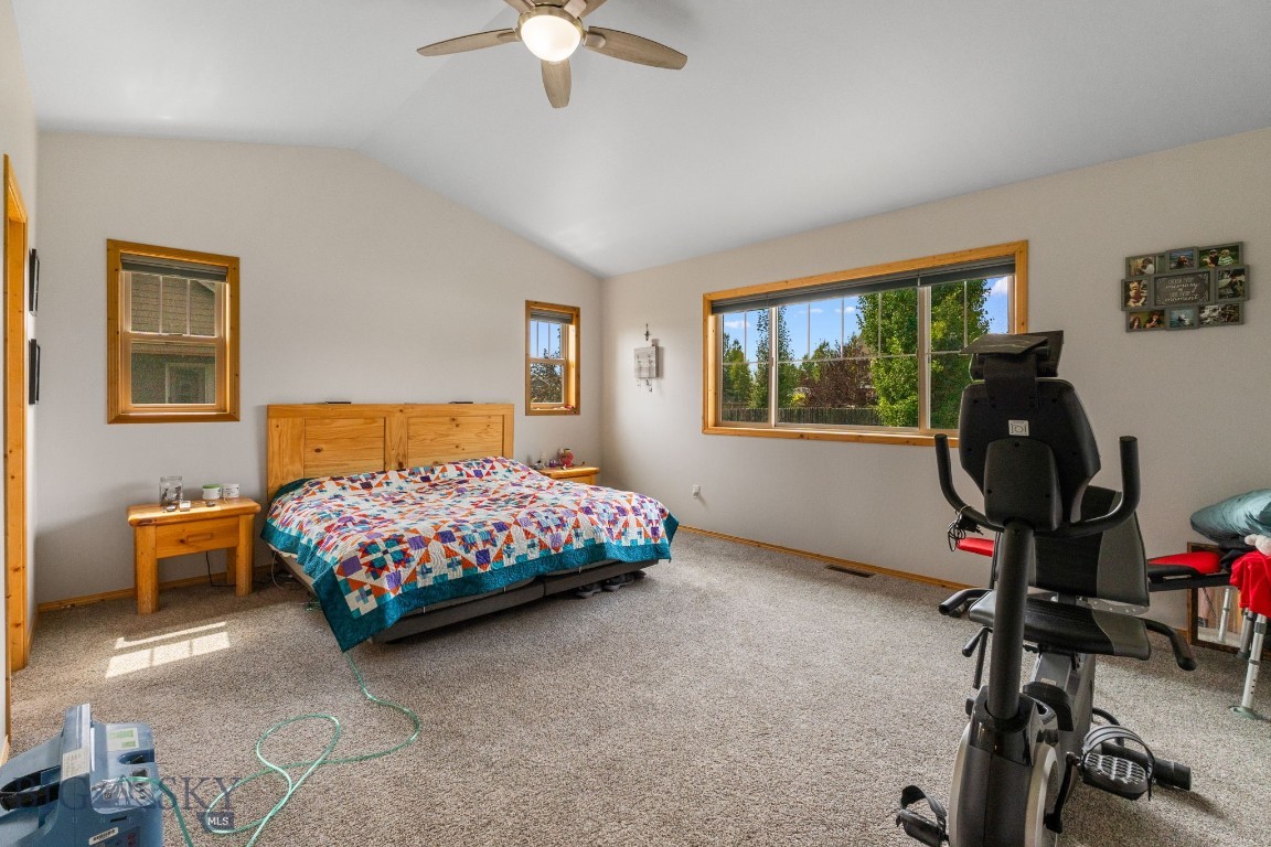 Four Dot Meadows - Residential
