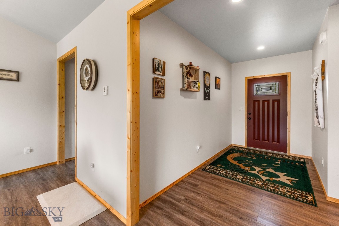 Four Dot Meadows - Residential