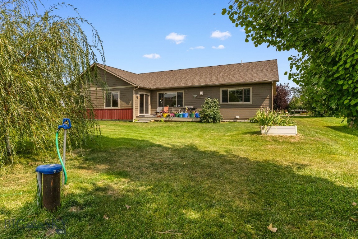 Four Dot Meadows - Residential