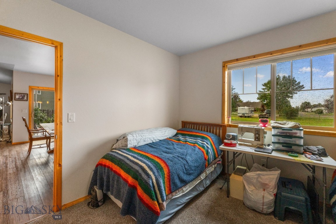Four Dot Meadows - Residential