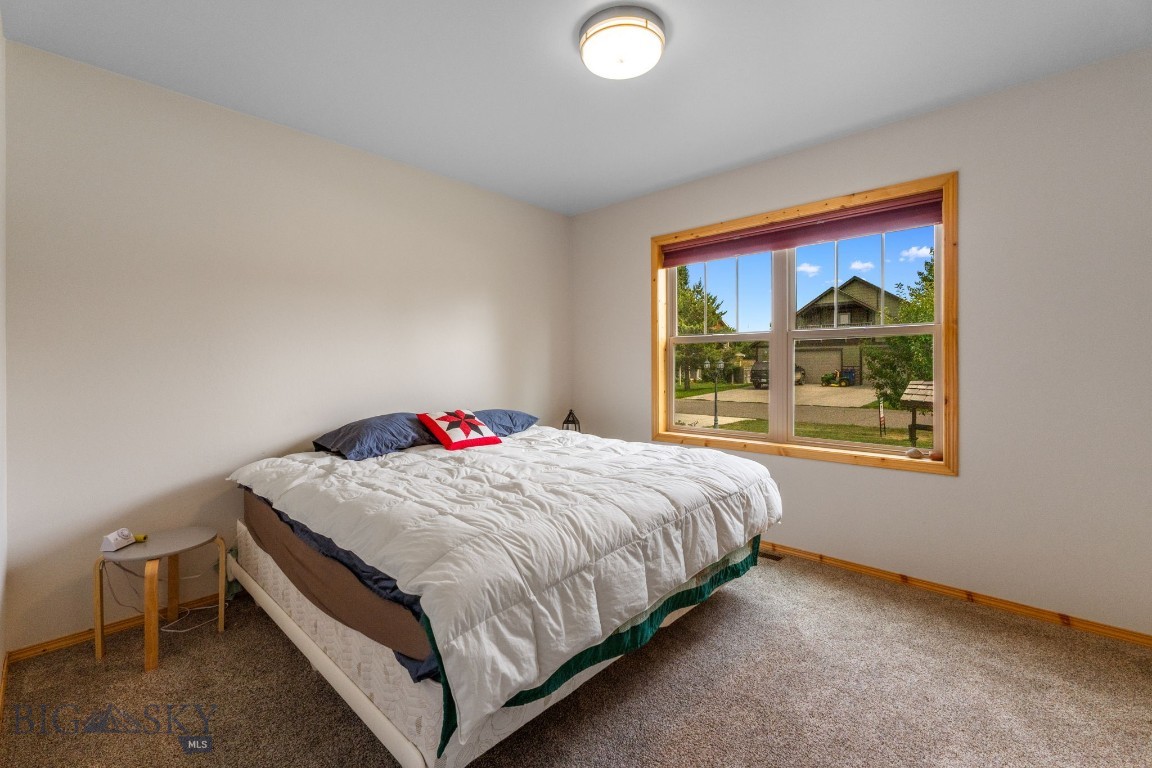 Four Dot Meadows - Residential