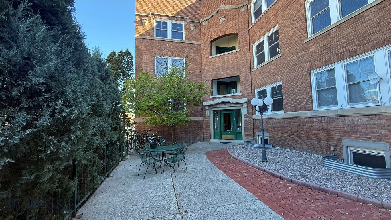 Livingston Original Plat - Residential Income