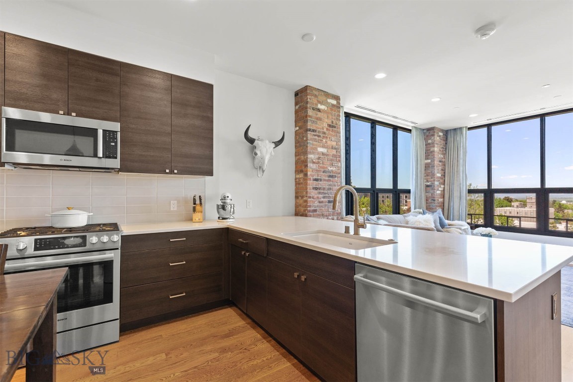 HBP Residential Condo - Residential